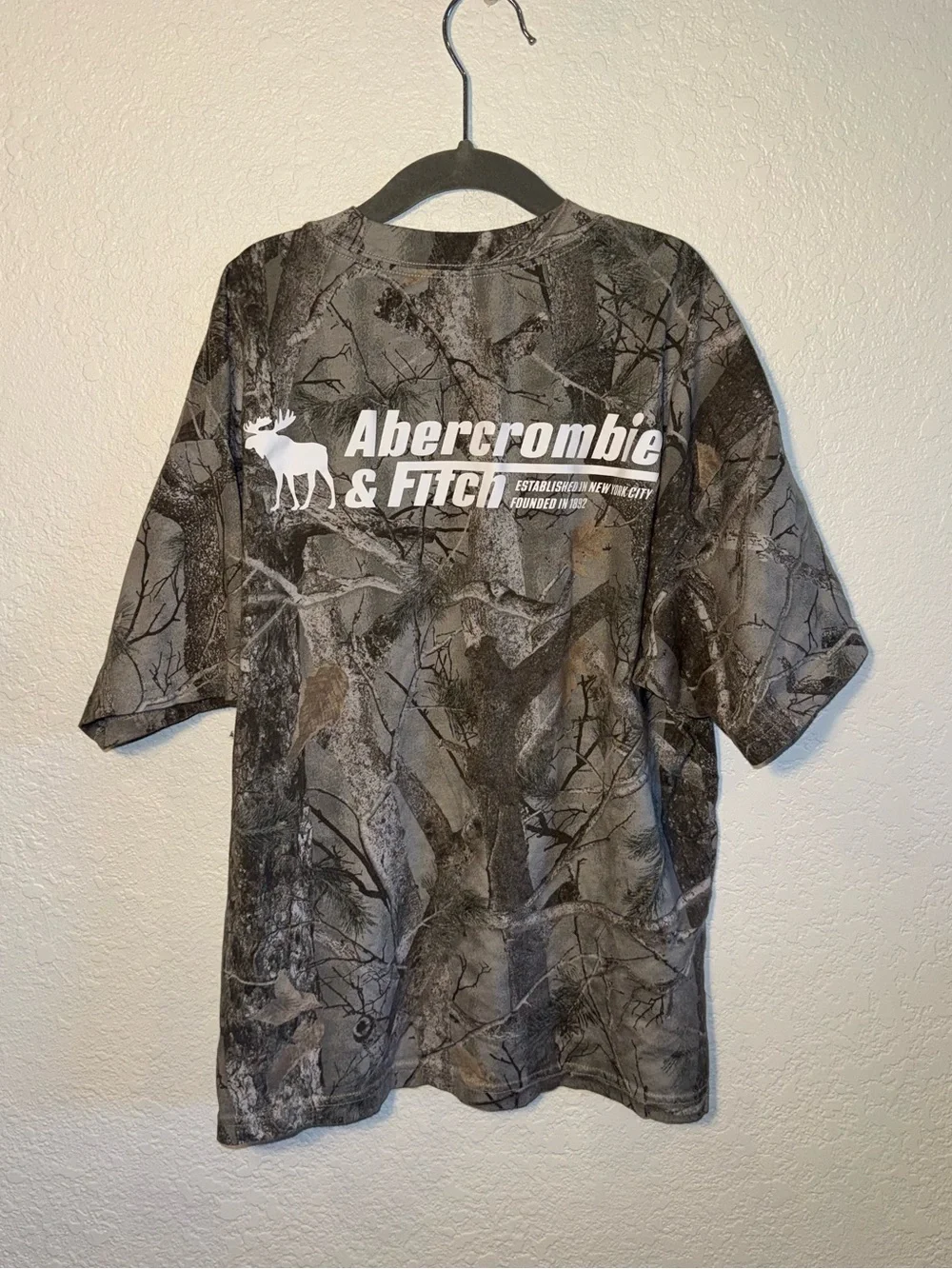 Abercrombie Kids Relaxed Fit Camo Print Brown Green Crewneck Boxy Tee Size 12